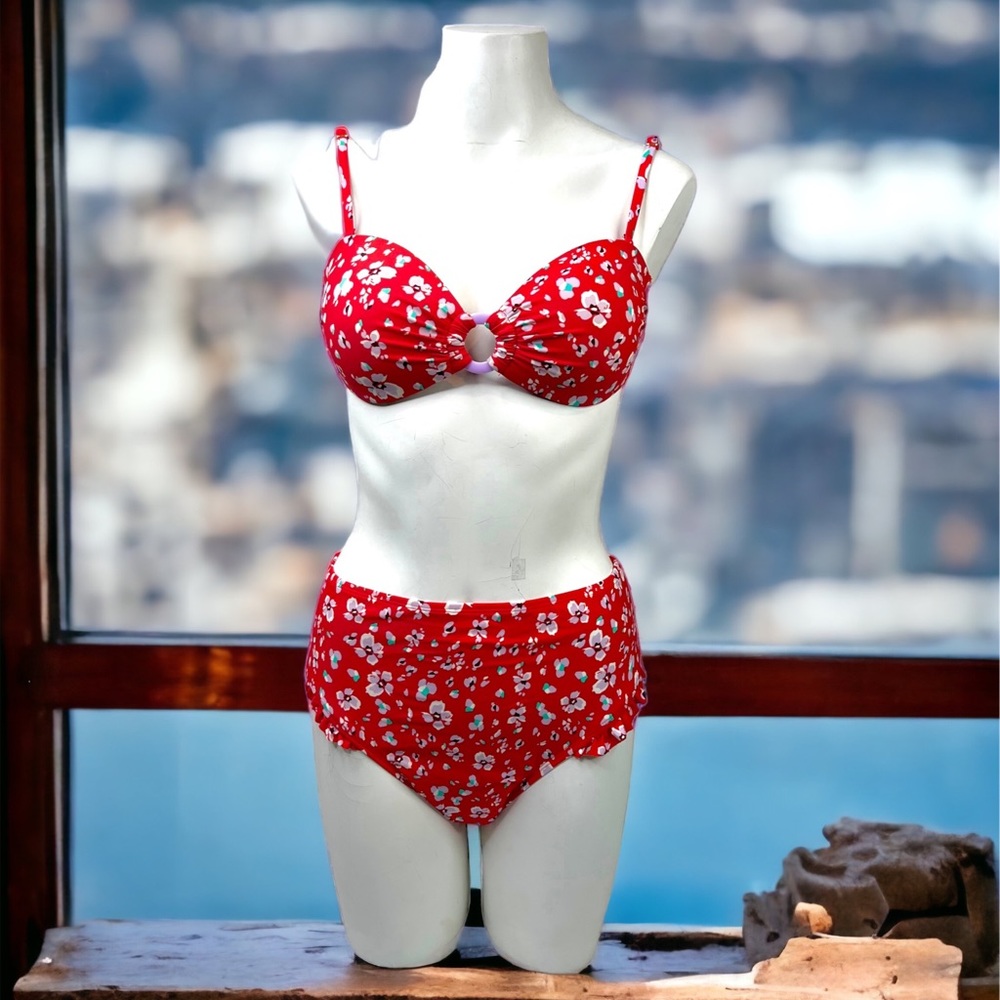 Xhileration 2pc Red Floral Swimsuit with Ruffle Sz Large